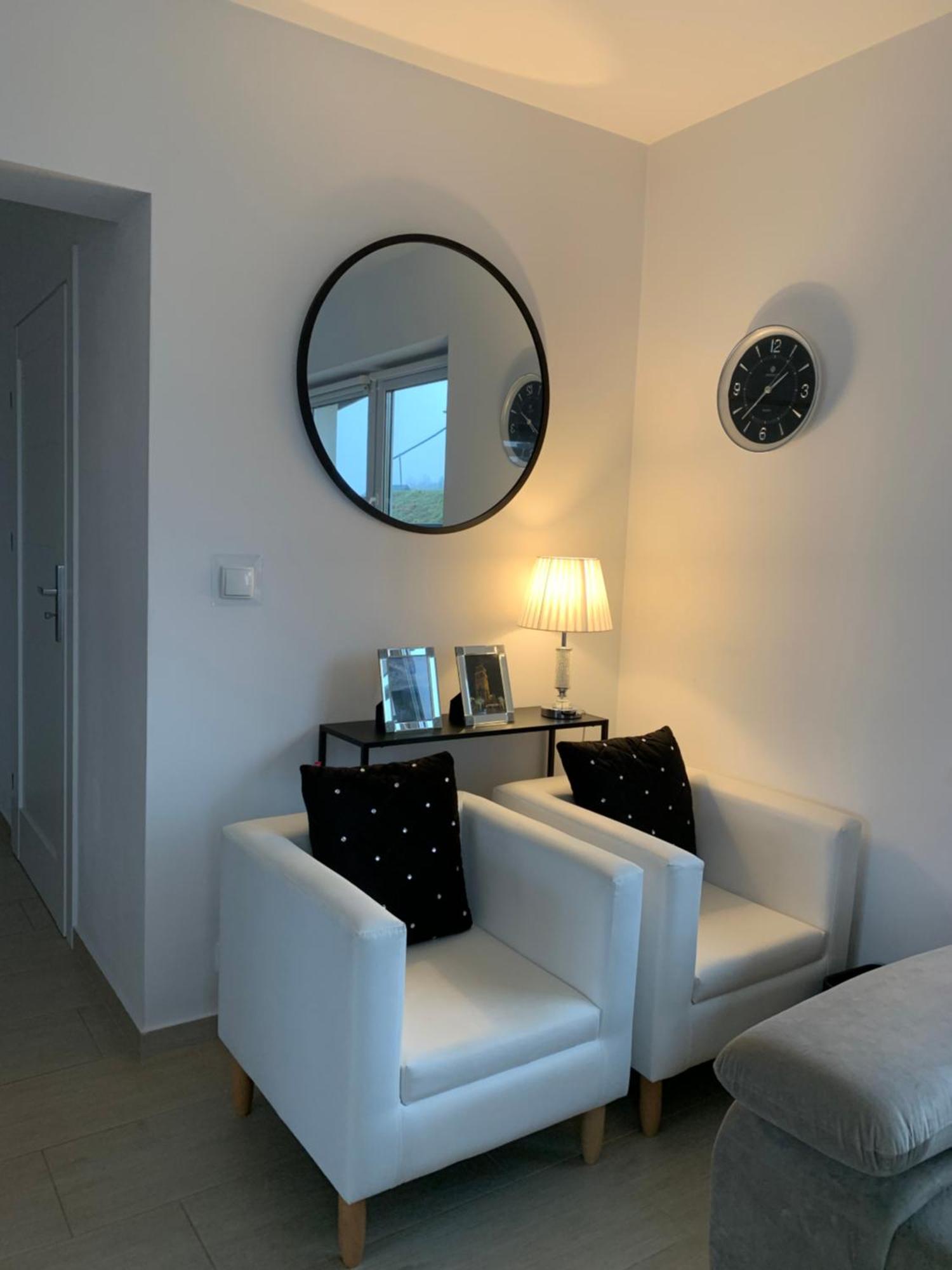 Aura Home Grywald ภายนอก รูปภาพ
